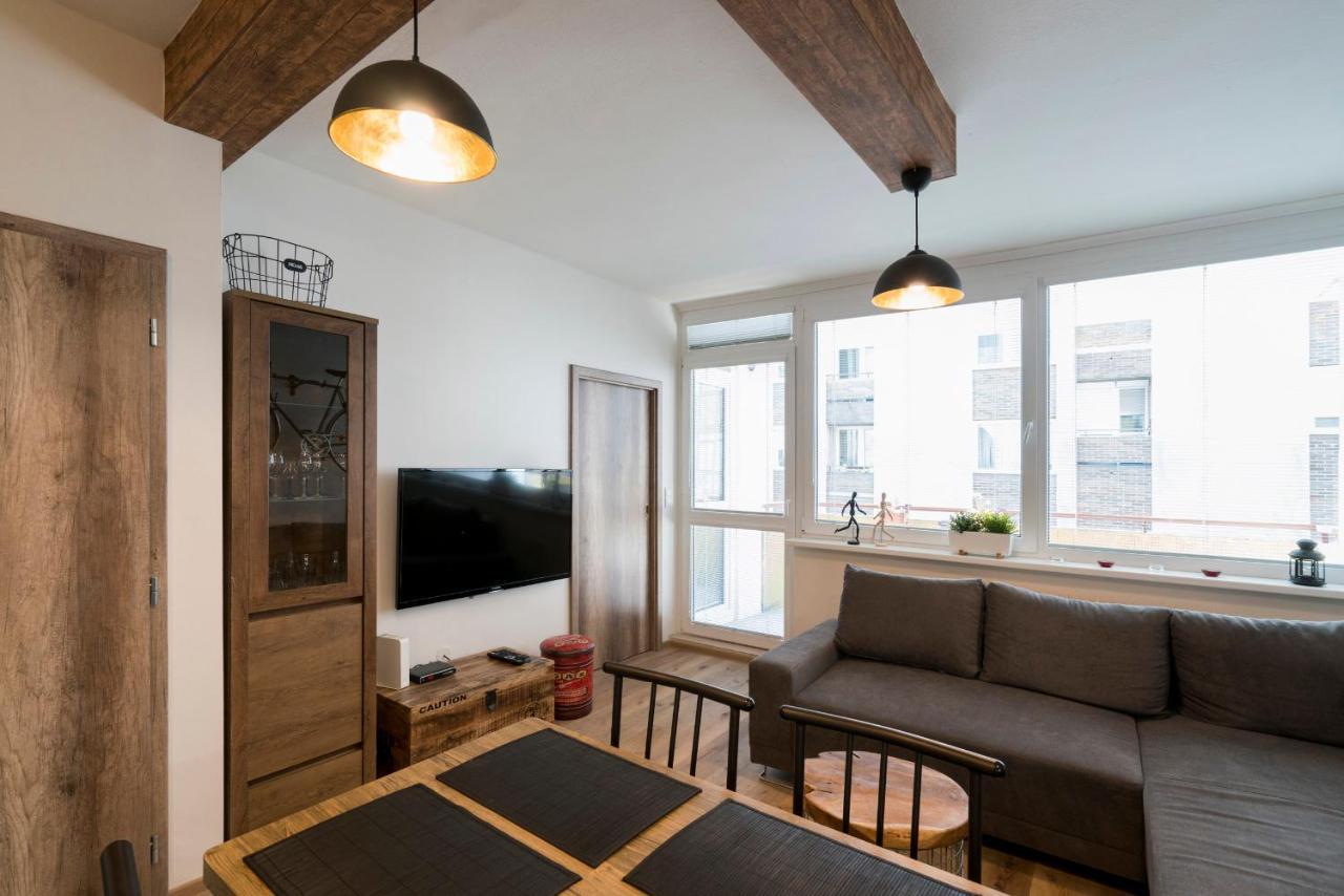 Stylish Centrally Located 1Br Apartment With Parking Bratislava Ngoại thất bức ảnh