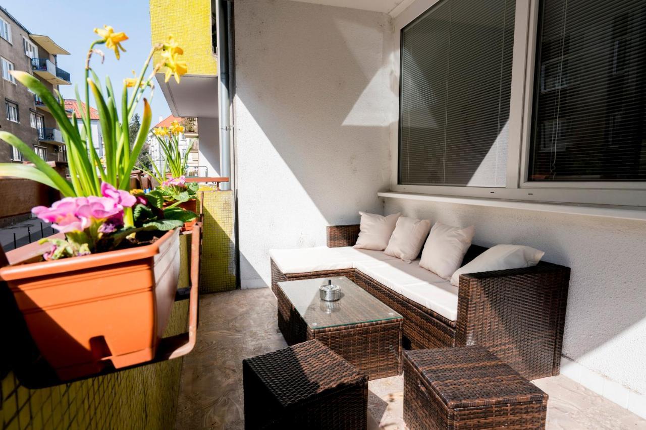 Stylish Centrally Located 1Br Apartment With Parking Bratislava Ngoại thất bức ảnh